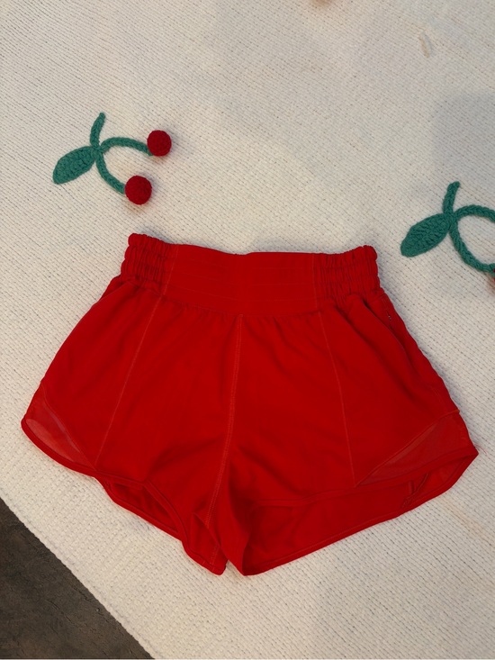 lululemon athletica Pants - Lululemon Red Orange Hotty Hot Shorts 🫧